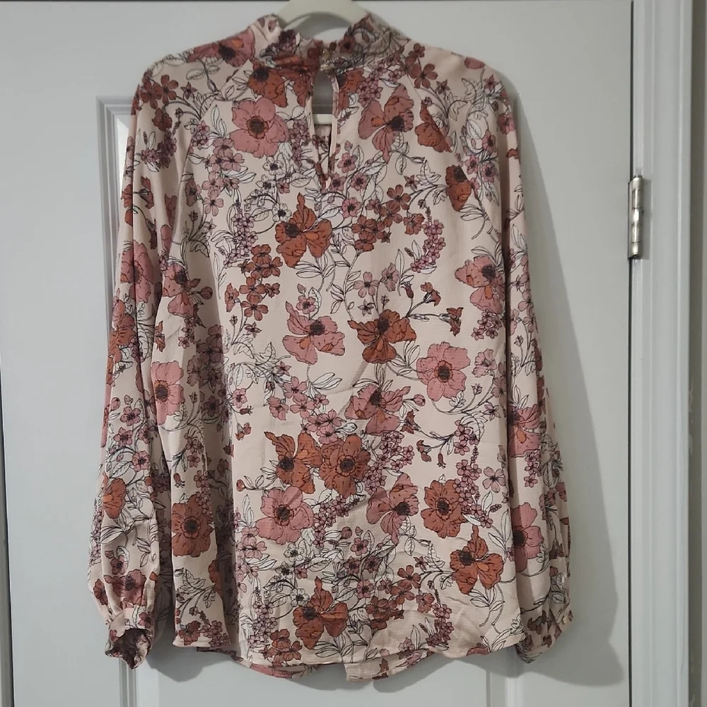Liz Claiborne Floral Blouse - Size 1X - Picture 5 of 8